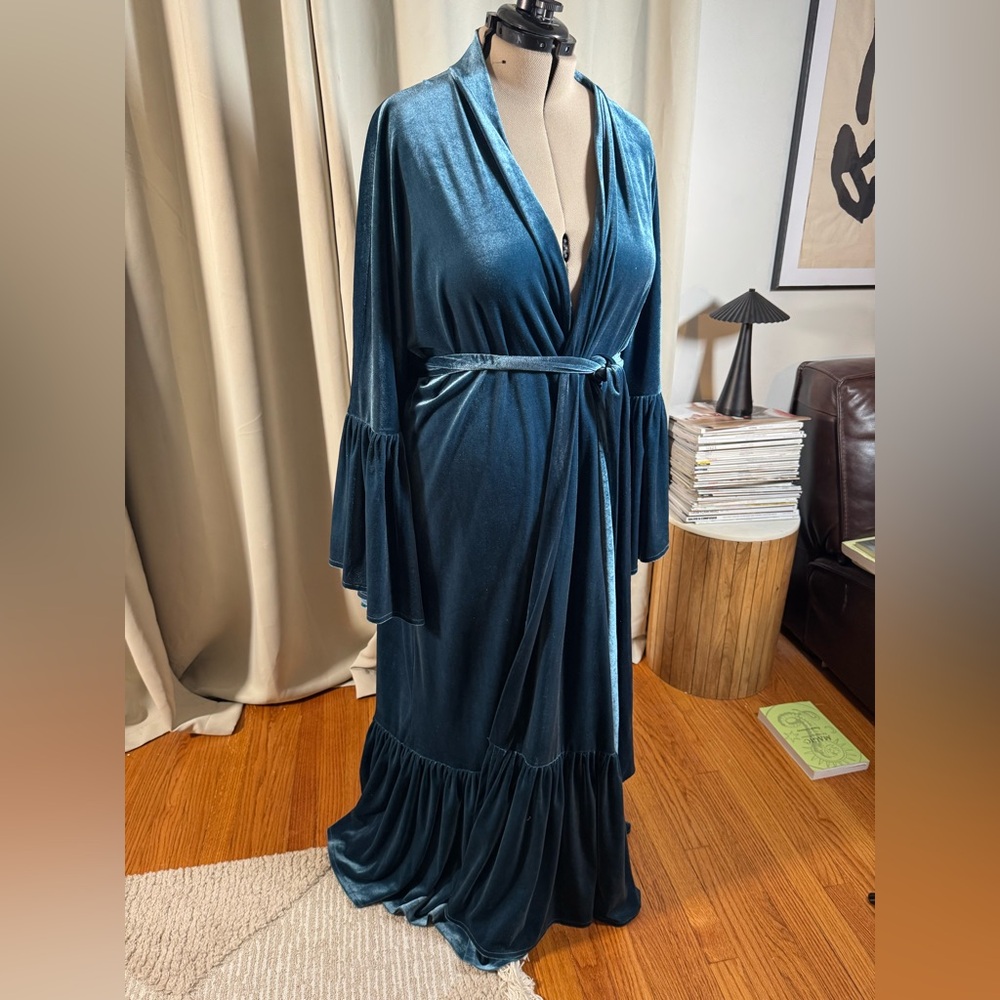 Blue velvet robe dress